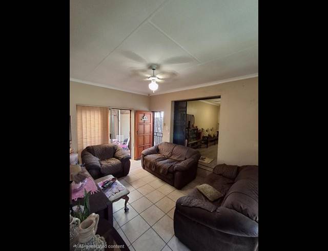 2 BEDROOM TOWNHOUSE FOR SALE IN THATCHFIELD